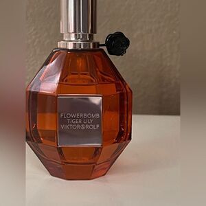 Viktor & Rolf Flowerbomb Tiger Lily 3.4oz